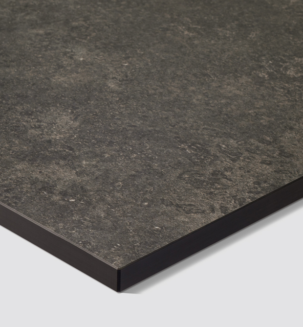 Blaty robocze z laminatu kompaktowego